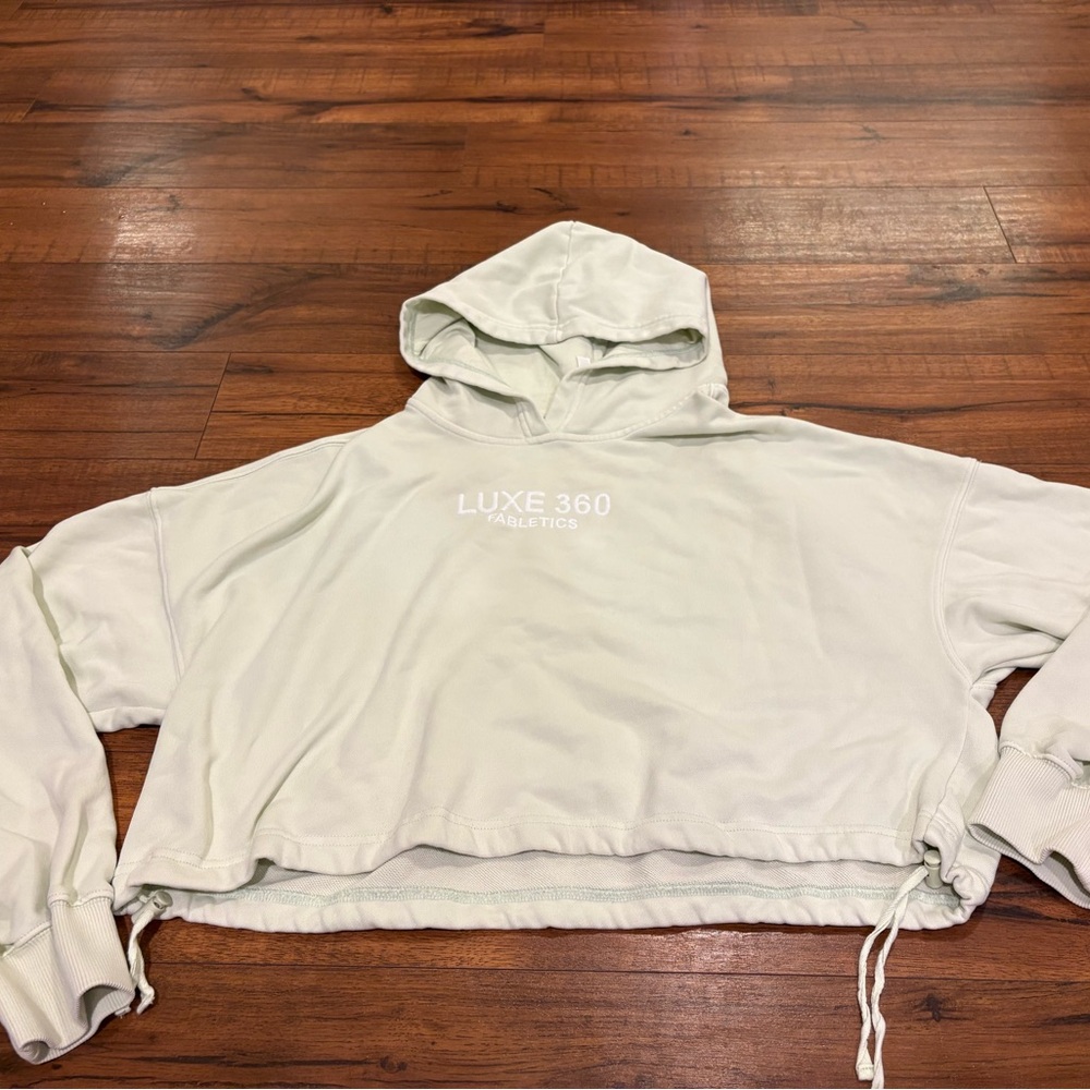 Fabletics Year Round Terry Luxe Cropped Hoodie Womens Medium Honeydew Green